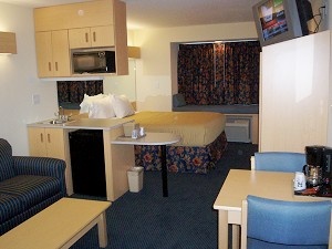 Microtel Inn & Suites - Suite