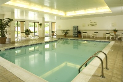 Courtyard by Marriott Richmond Airport - The Indoor Heated Pool And Spa