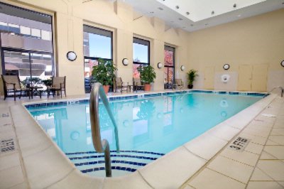 Crowne Plaza Hotel Englewood - Indoor Pool