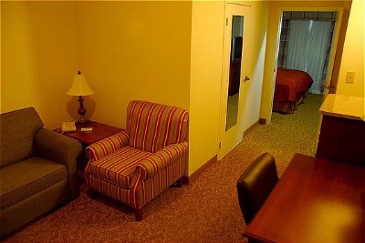 Country Inn & Suites by Carlson I 75 South - One Bedroom Suite With King & Sofa Bed