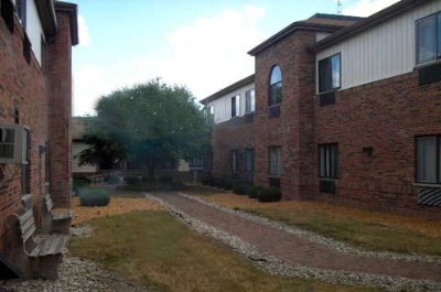 Comfort Inn - Courtyard