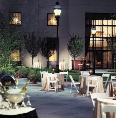 Marriott Trenton at Lafayette Yard - Patio