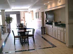 Comfort Suites - 