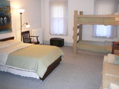 Group Or Family-style Rooms