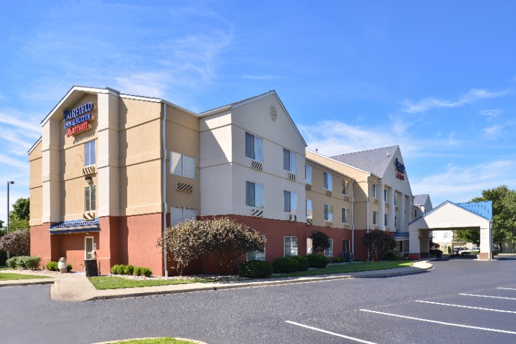 Fairfield Inn Louisville North Exterior
