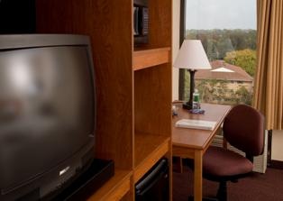 Hampton Inn Philadelphia / King of Prussia - Guest Room