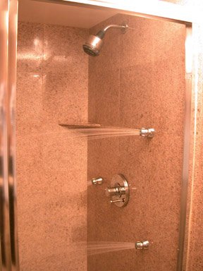 Marvins Garden Inn - 