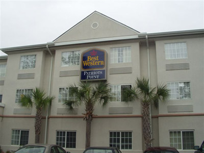 Best Western Patriots Point - 