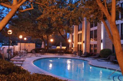 Hampton Inn Addison Galleria - Outdoor Pool