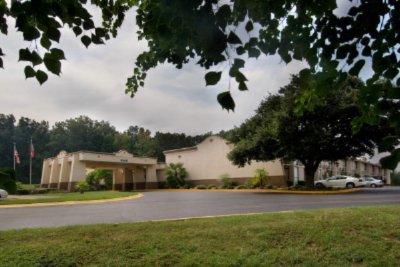 Exterior Of Best Western Inn Of Henderson
