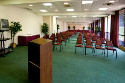 Best Western Inn of Henderson - Ballroom - 2064 Square Feet Set Up 100 People Theatre Style