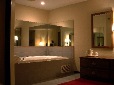 Americinn Lodge & Suites - Whirlpool Suite