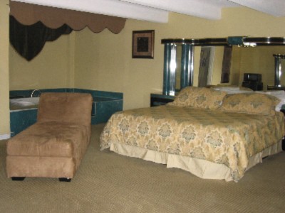 Jacuzzi Suite