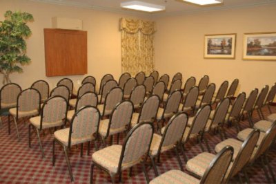Meeting Room - 450 Sq Ft