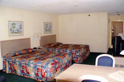 2 Queen Beds