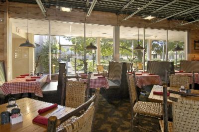 Ramada - Big Island Grille & Bar