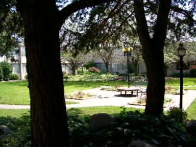 Ramada - Courtyard