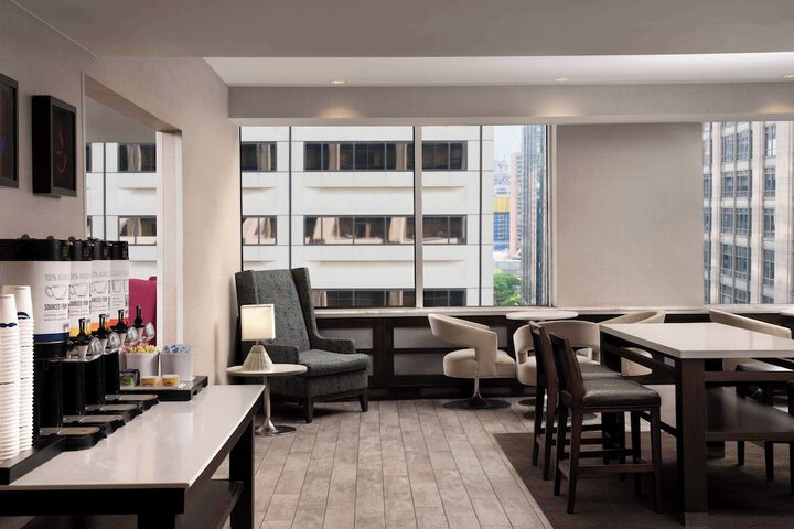 Avenue Hotel - Sky Lounge