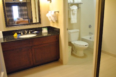 Homewood Suites by Hilton Dallas Market - Enjoy Are Vanity Granite Tops And Neutrogena Amenitites