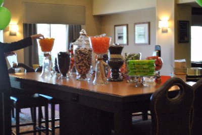 Homewood Suites by Hilton Dallas Market - Our Lobby Area Is A Great Place To Relax And Meet With Co-workers Or Friendsds