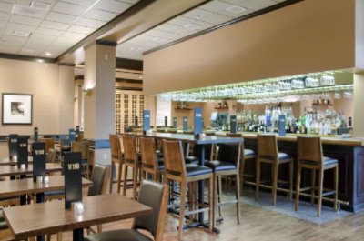 Hilton Houston North - Vino Wine Bar