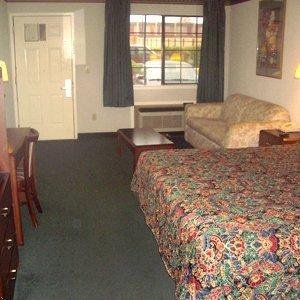 Executive Inn & Suites - 