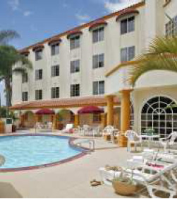 Hampton Inn & Suites Orange County / Santa Ana - 