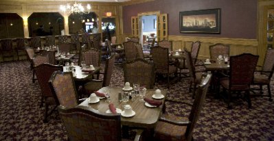 Full Service Restaurant & Lounge