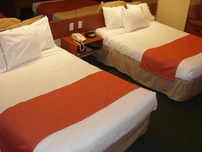 Double Queen Guest Room