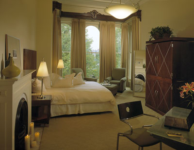 The Mansion on Delaware Avenue - A Premium Grand Guestroom