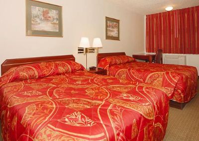 Econo Lodge Hillsboro - 