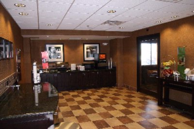 Casper Hampton Inn & Suites - Hampton Where Breakfast Is On The 
