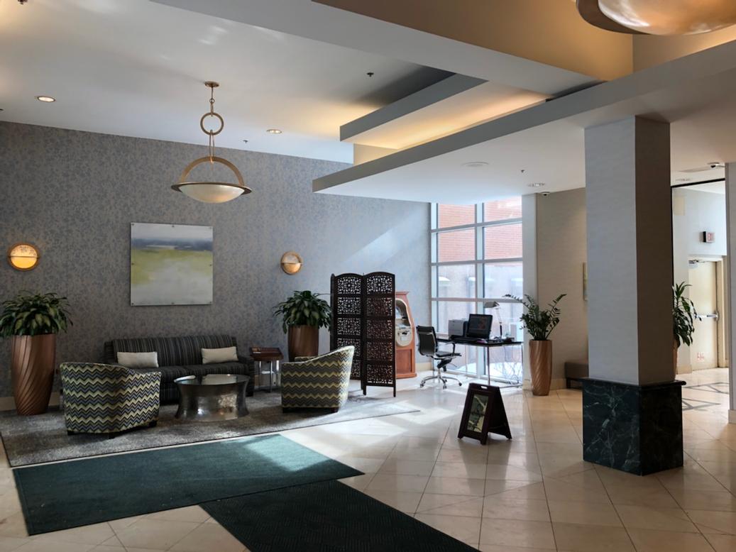 Doubletree Club Hotel - Doubletree Club Hotel