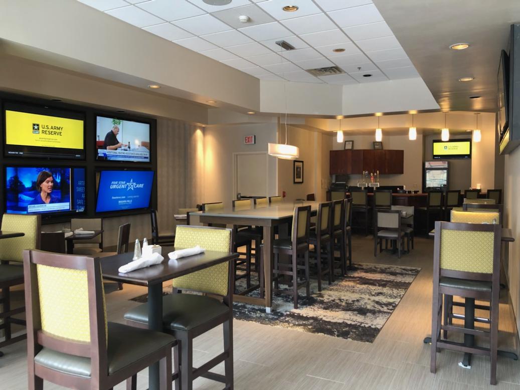 Doubletree Club Hotel - Au Bon Pain Coffee Bar