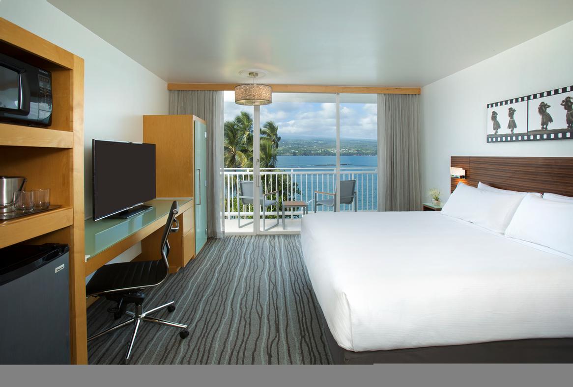 Naniloa Volcanoes Resort - Newly Renovated Partial Ocean View Room