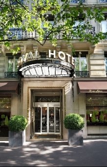 Royal Hotel - 
