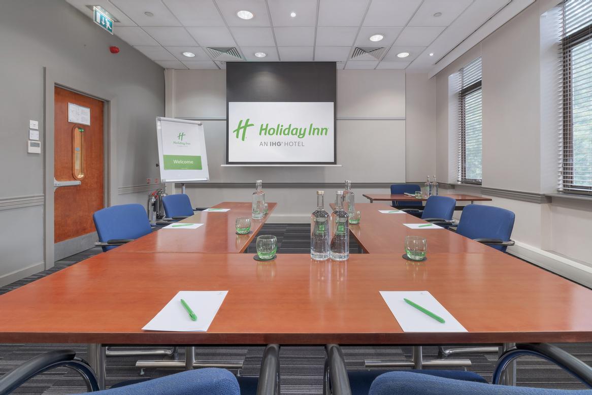 Holiday Inn London Kensington Forum - The Studio Suite