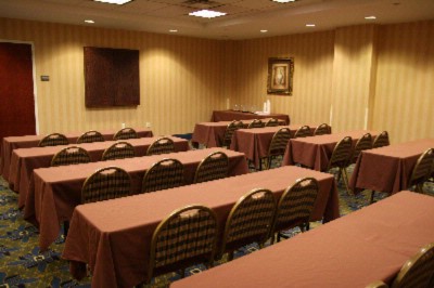 The Hampton Inn Brookhaven - Gather With Family Friends Or Plan A Meeting In Our Lovely Meeting Rooms.