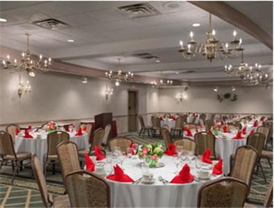Ramada Baton Rouge - New Line Of Gourmet Bath Toilletries