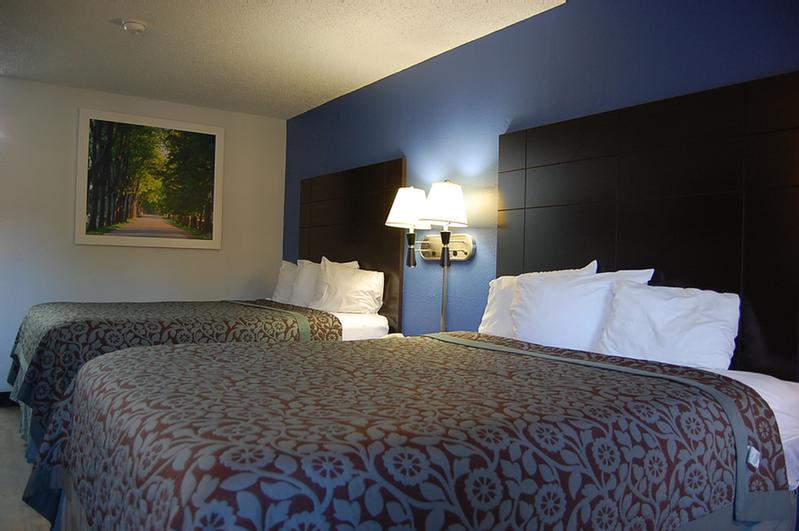 Ramada Baton Rouge - Front Lobby