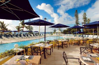 Elbow Beach Resort - Blue Point Poolside Restaurant