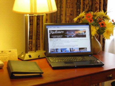 Radisson Hotel Charleston Airport - Complimentary Wifi Bottled Water Newspaper Local Calls Speaker Phone Voice Mail