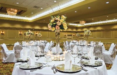 Radisson Hotel Charleston Airport - 12000 Sq Ft Flexible Ballrooms (up To 300)