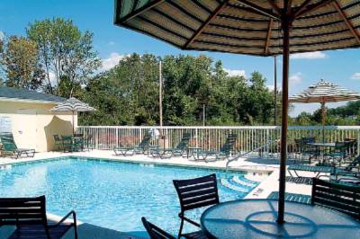 Comfort Suites Salisbury - 