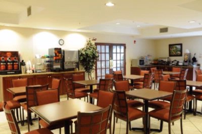 Comfort Suites Salisbury - 