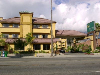 Quality Inn Pasadena - Front