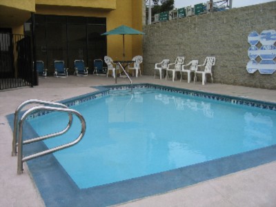 Quality Inn Pasadena - Cool Pool