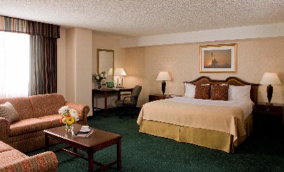 Holiday Inn Arlington - 