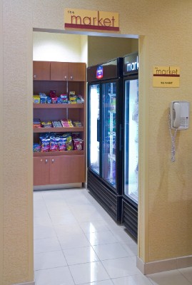 Springhill Suites North Shore - 24 Hour Market