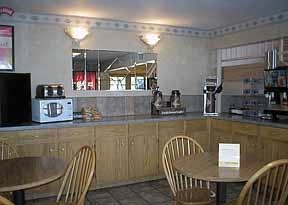 Econo Lodge Tolleson Breakfast Room